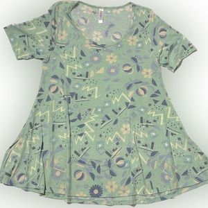 LuLaRoe Perfect T Size S - oversized